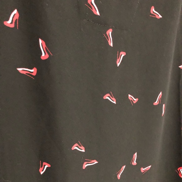 Michel Studio red heeled themed black blouse - Picture 7 of 8